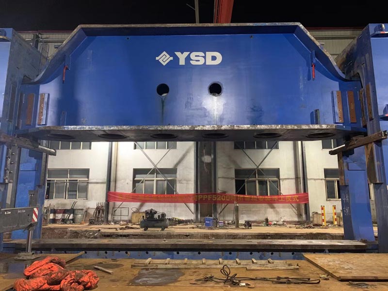 PPF5200噸折彎機設備安裝